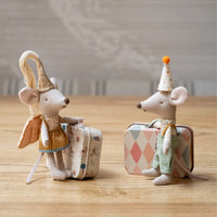Little Sister Mouse Fairy Clothes in Suitcase