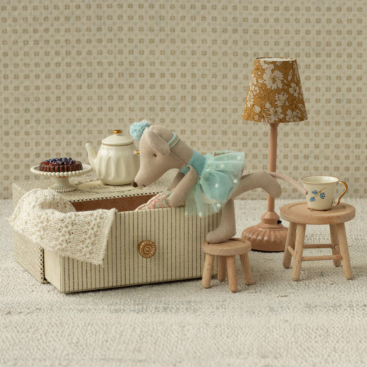 Mouse Table and Stool Set