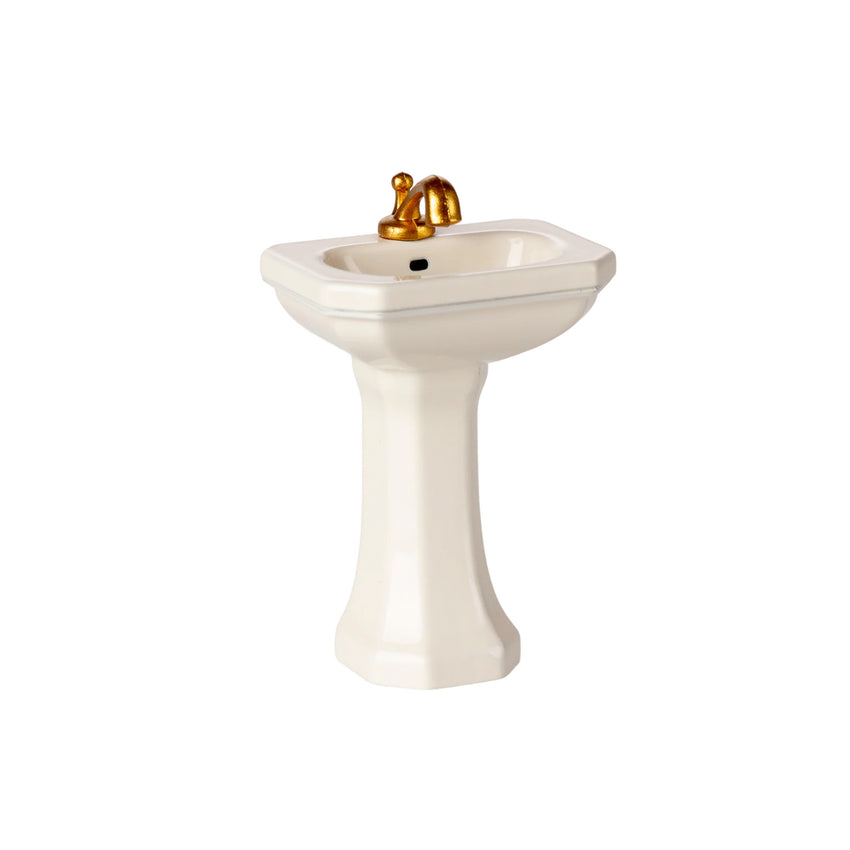 Mouse Pedestal Sink