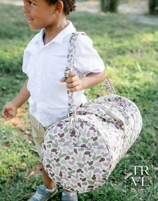 Camouflage duffle bag for kids
