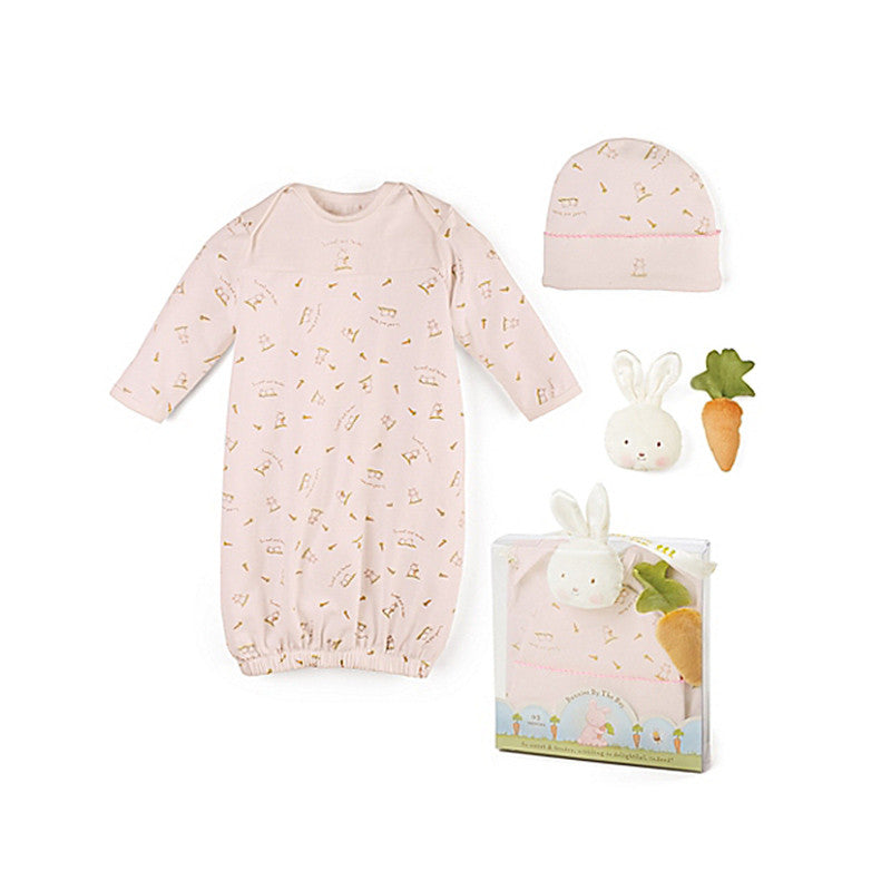 Peaches loves newborns and loves Layettes even more! Shop our collection of Layettes for your new bundle of joy at Peaches!